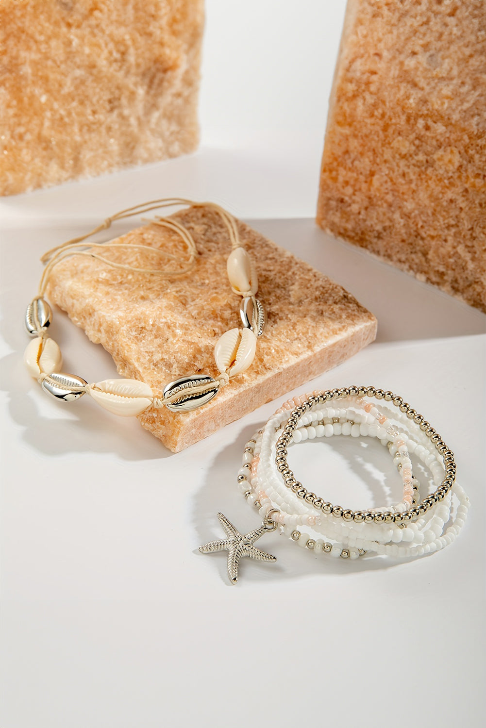 White 7pcs Starfish Seashell Beaded Bracelet Set 